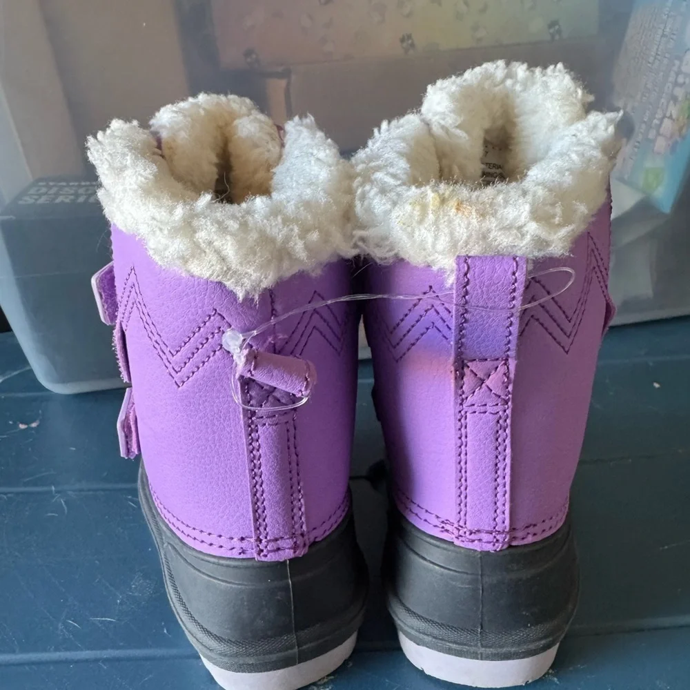 Cat & Jack cozy snow